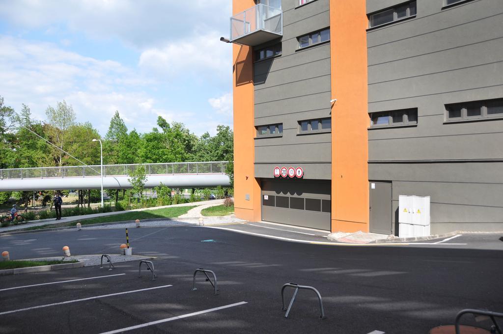 Apartment Freyova 25 Praga Zewnętrze zdjęcie